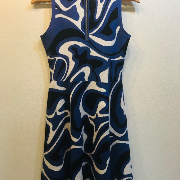 EUC Milly Fit and Flare Abstract Swirl Dress Small - Picture 5 of 7